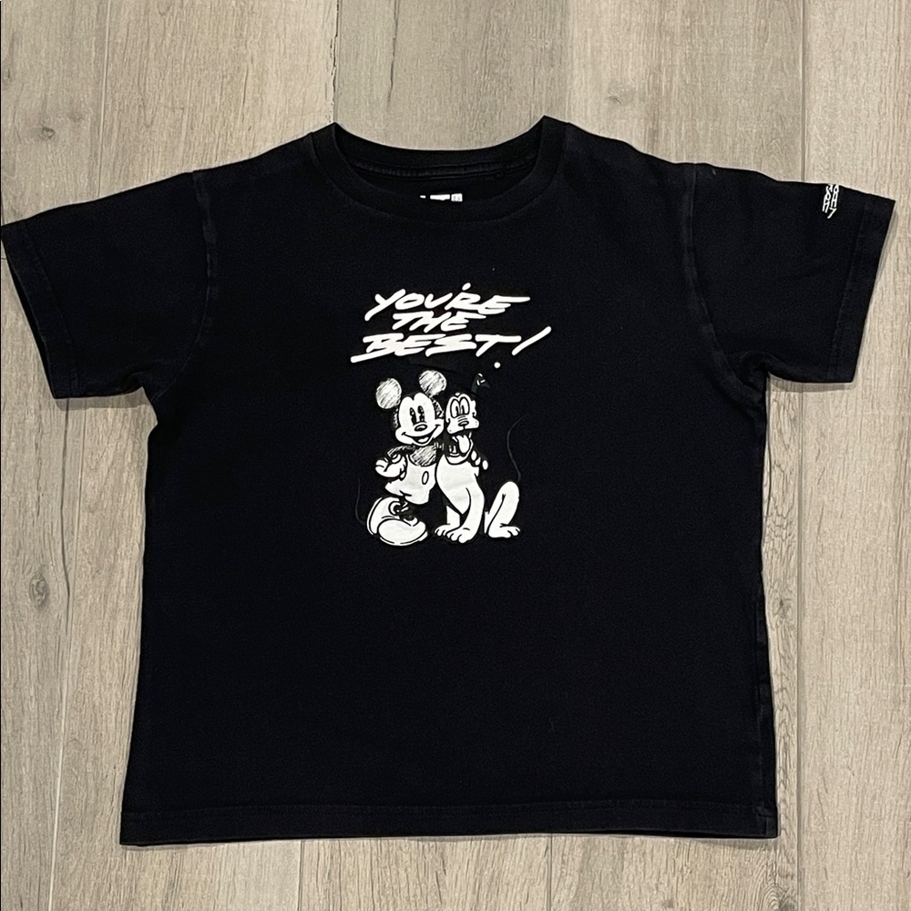 Uniqlo Disney Black Kids T-Shirt with Mickey Graphic size 7-8